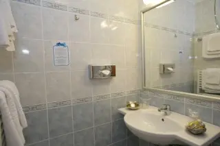 Valamar Zvonimir Hotel