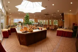 Valamar Zvonimir Hotel