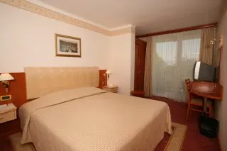 Valamar Zvonimir Hotel