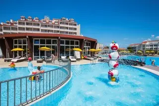 Corinthia-Baśka Sunny Hotel by Valamar