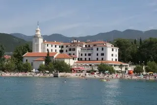 Hotel Kaśtel
