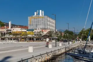 Hotel International