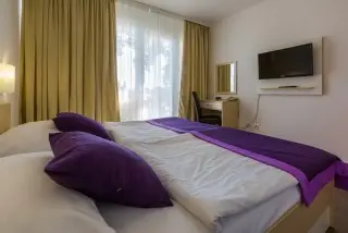 Hotel & Paviljoni Slaven