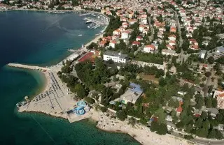 Hotel & Paviljoni Slaven