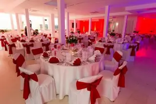 Hotel & Paviljoni Slaven