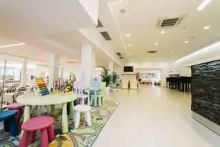 Hotel & Paviljoni Slaven