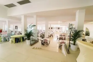 Hotel & Paviljoni Slaven