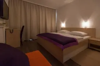 Hotel & Paviljoni Slaven