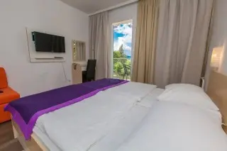 Hotel & Paviljoni Slaven