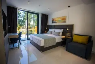 Liberty Plaza 4* & Hotel 3*