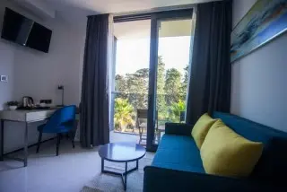 Liberty Plaza 4* & Hotel 3*