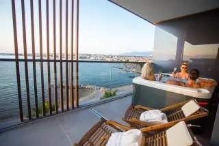 Liberty Plaza 4* & Hotel 3*