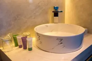 Liberty Plaza 4* & Hotel 3*