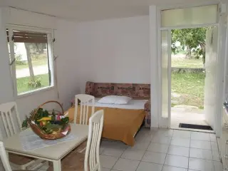 Hotel Miran Ville