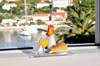 Hotel International