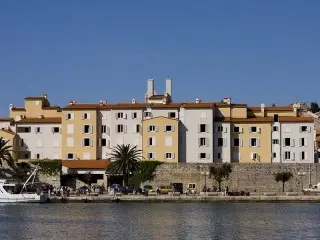 Hotel International