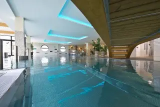 Hotel Uran
