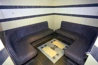 Hotel Uran