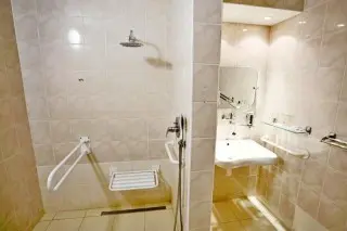 Hotel Uran