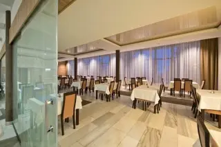 Hotel Uran