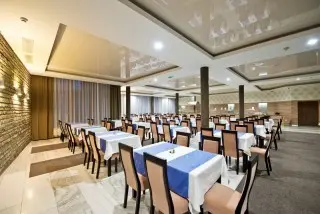 Hotel Uran