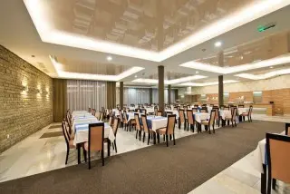 Hotel Uran