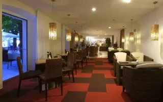 Hotel Adriana