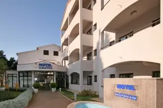 Hotel Flores