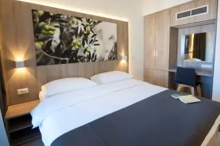 Medora Auri Family Beach Resort-pavilon
