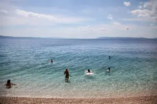Medora Auri Family Beach Resort-pavilon