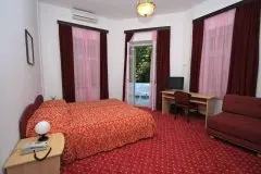 Hotel Sumratin