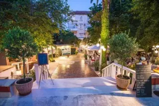 Hotel Sumratin