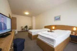 Hotel Maj