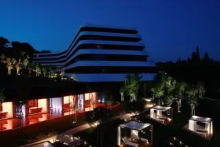 Hotel Lone