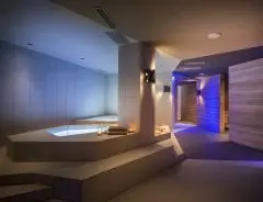 Family hotel Amarin