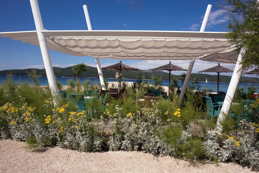Beach Bar Lagoon