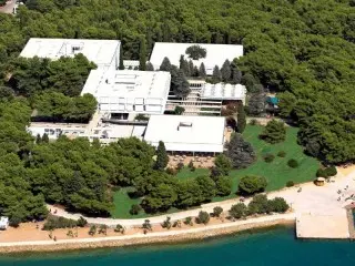 Beach Hotel Niko