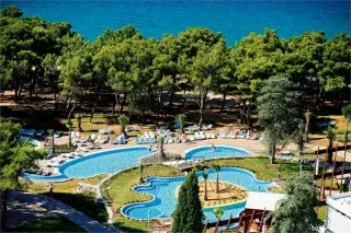 Beach Hotel Niko