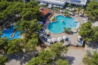 Beach Hotel Niko