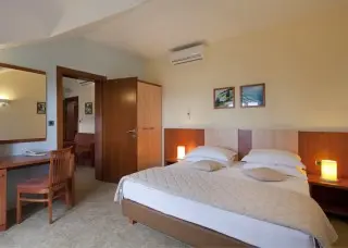 Hotel Podstine