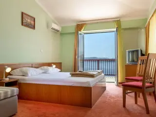 Hotel Zagreb - All inclusive light