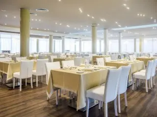 Palmon Bay Hotel & Spa