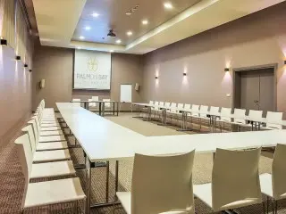 Palmon Bay Hotel & Spa