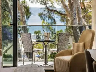 Palmon Bay Hotel & Spa
