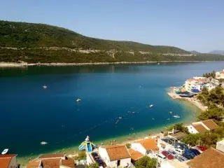 Hotel & Apartments  Agava