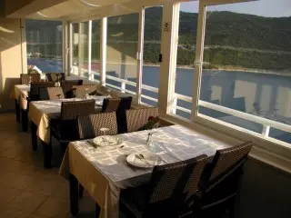 Hotel & Apartments  Agava