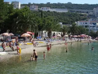 Hotel & Apartments  Agava