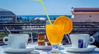 Hotel Pharos