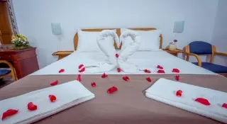 Hotel Pharos