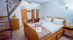 Hotel Pharos